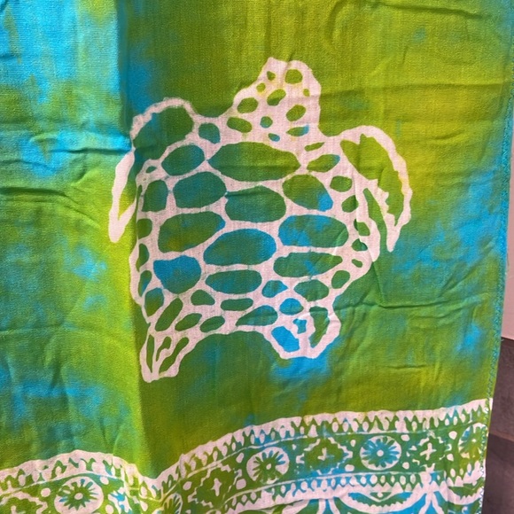 Beach wrap - Picture 2 of 2